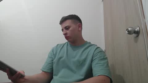 draco_boy2000 online show from 11.19.25