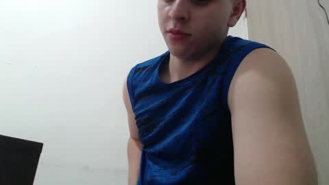 Snapshot of draco_boy2000 chatting on 04.21.26 draco_boy2000 online show from 04.21.26
