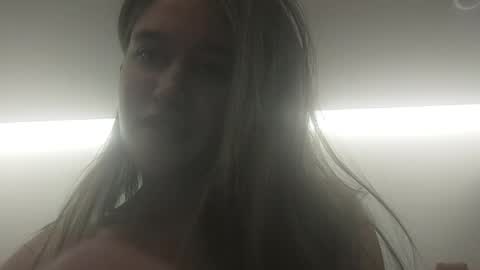 Snapshot of draculina69 chatting on 06.22.26 draculina69 online show from 06.22.26