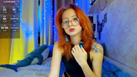 Snapshot of dragonflyliza chatting on 11.13.25 dragonflyliza online show from 11.13.25