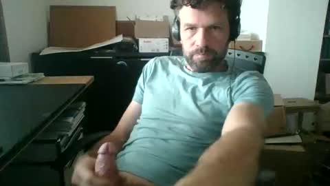 Snapshot of dragonflyy83 chatting on 11.06.25 dragonflyy83 online show from 11.06.25