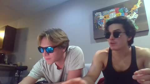 drake__wolf online show from 10.28.25