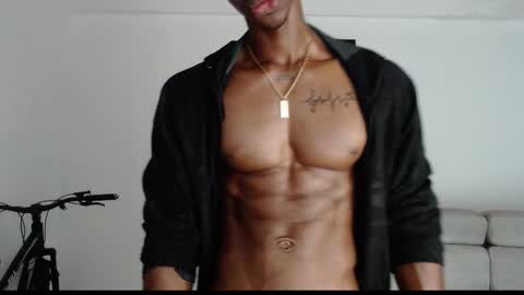 Drake 23 online show from 03.01.26