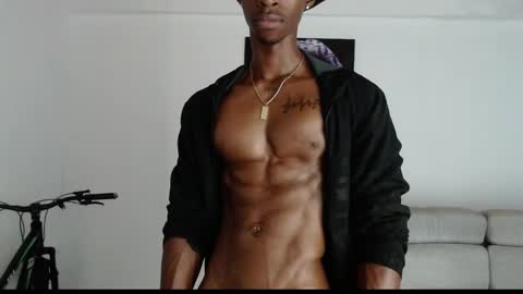 Snapshot of drake_brown_23 chatting on 05.19.26 Drake 23 online show from 05.19.26