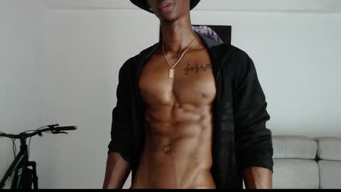 Snapshot of drake_brown_23 chatting on 05.21.26 Drake 23 online show from 05.21.26