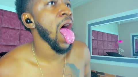 ---Drake--- online show from 12.21.24