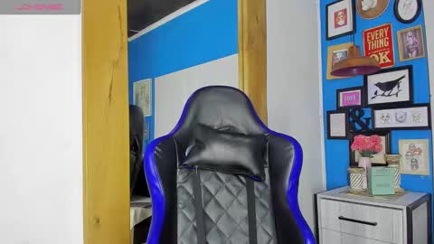 ---Drake--- online show from 10.11.25