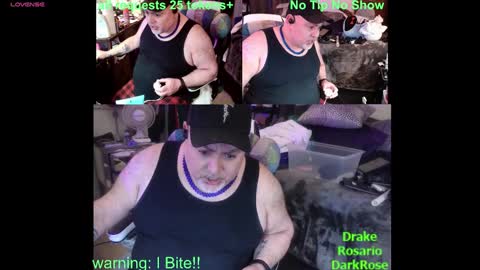 Snapshot of drake_r_darkrose chatting on 01.25.25 Drake D Vamp aka Drake DarkRose online show from 01.25.25