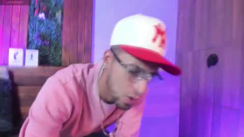 Snapshot of drakeneumann chatting on 03.01.26 Drake Neuman online show from 03.01.26