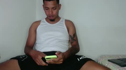 Snapshot of drako_monstercock chatting on 01.31.25 drako_monstercock online show from 01.31.25