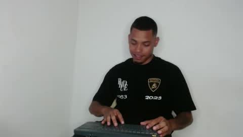 Snapshot of drako_monstercock chatting on 02.08.25 drako_monstercock online show from 02.08.25