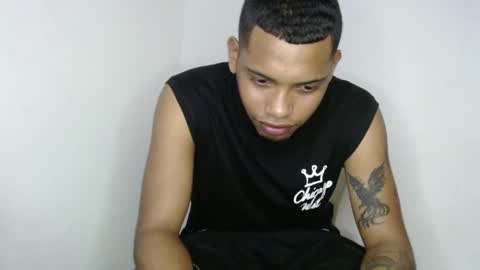 Snapshot of drako_monstercock chatting on 02.12.25 drako_monstercock online show from 02.12.25