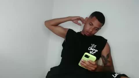 Snapshot of drako_monstercock chatting on 02.16.25 drako_monstercock online show from 02.16.25