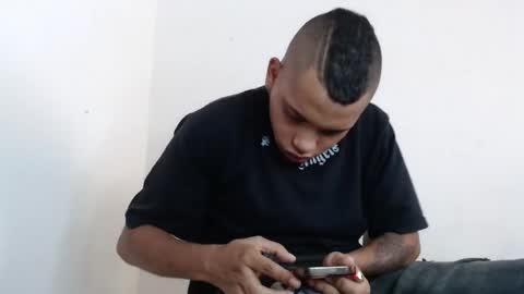 Snapshot of drako_monstercock chatting on 04.19.26 drako_monstercock online show from 04.19.26