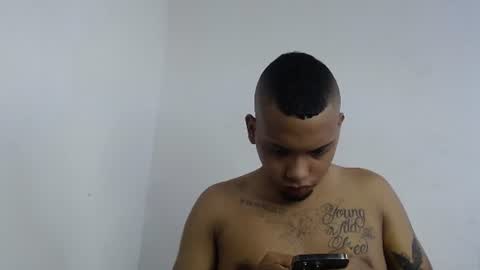 Snapshot of drako_monstercock chatting on 06.16.26 drako_monstercock online show from 06.16.26