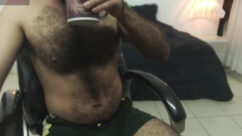 Snapshot of drakos_hairy chatting on 02.01.25 Drakos online show from 02.01.25