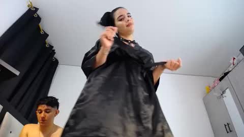 -- nicolle and jhon -- online show from 04.21.26