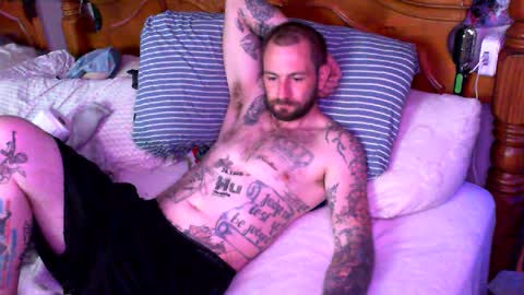 Snapshot of dreaded_folks chatting on 09.21.25 dreaded_folks online show from 09.21.25