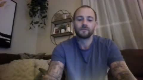 Snapshot of dreaded_folks chatting on 10.11.25 dreaded_folks online show from 10.11.25