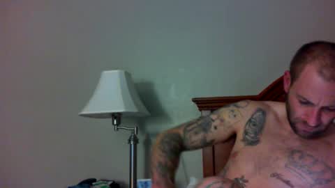 Snapshot of dreaded_folks chatting on 12.03.25 dreaded_folks online show from 12.03.25
