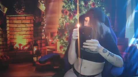 Lorelei Riyu online show from 12.04.24