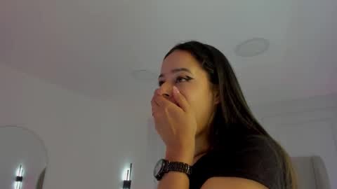 Snapshot of dream_nena chatting on 10.14.25 N E N A  online show from 10.14.25