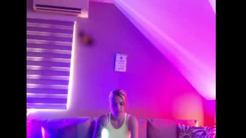 A girl online show from 05.26.26