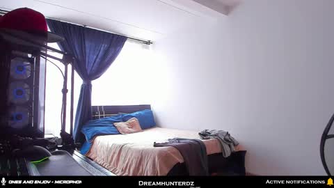 Your lord. - ONLINE  1500 Pm to 2100 Pm - New York Hour online show from 02.12.26