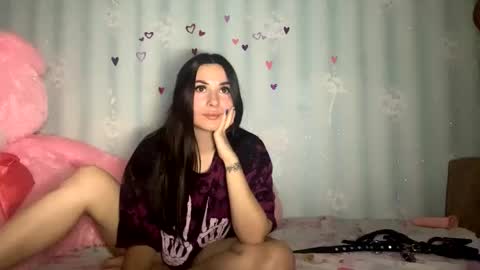 Snapshot of dreamkaren_ chatting on 01.13.25 Karina online show from 01.13.25