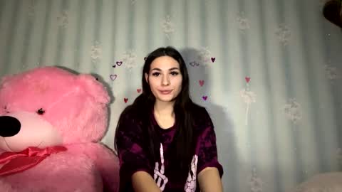 Snapshot of dreamkaren_ chatting on 02.04.25 Karina online show from 02.04.25