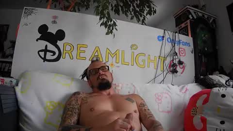 Snapshot of dreamlight69 chatting on 01.18.25 Dreamlight online show from 01.18.25