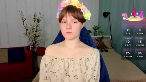 Snapshot of dreammyluna chatting on 09.30.25 Luna online show from 09.30.25