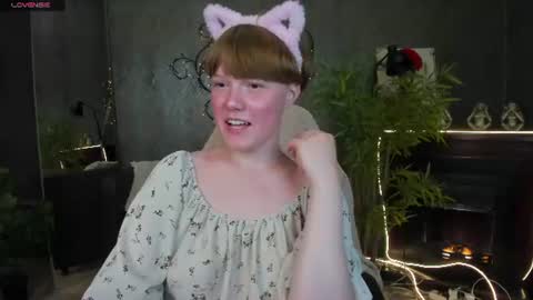 Snapshot of dreammyluna chatting on 07.02.26 Luna online show from 07.02.26