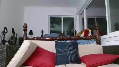 Snapshot of dreamstate888 chatting on 10.08.25 nccouple93 online show from 10.08.25