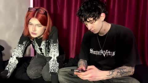 Snapshot of dreamypair chatting on 04.08.26 Elena and Nikolai online show from 04.08.26