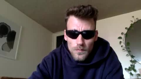 Snapshot of drejjj3000 chatting on 10.29.25 drejjj3000 online show from 10.29.25