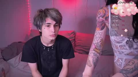 Snapshot of drillhouse_ chatting on 02.09.25 Tara Sonny online show from 02.09.25