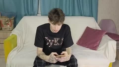 Snapshot of drinklinov chatting on 02.07.26 Mark online show from 02.07.26