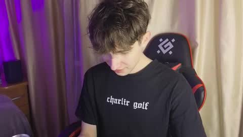 Snapshot of drinklinov chatting on 02.27.26 Mark online show from 02.27.26