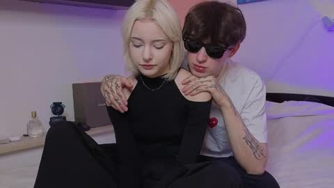 Mark online show from 04.11.26