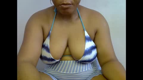 Snapshot of drippingnwet chatting on 02.06.26 drippingnwet online show from 02.06.26