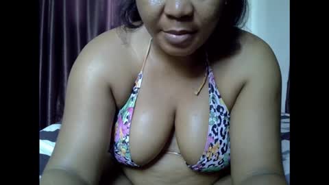 Snapshot of drippingnwet chatting on 02.19.26 drippingnwet online show from 02.19.26