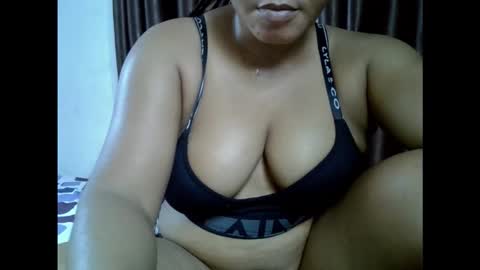 Snapshot of drippingnwet chatting on 03.08.26 drippingnwet online show from 03.08.26