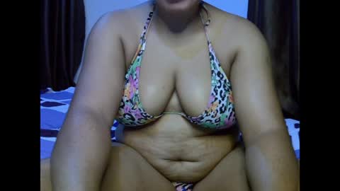 Snapshot of drippingnwet chatting on 04.10.26 drippingnwet online show from 04.10.26