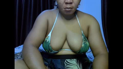 Snapshot of drippingnwet chatting on 04.15.26 drippingnwet online show from 04.15.26