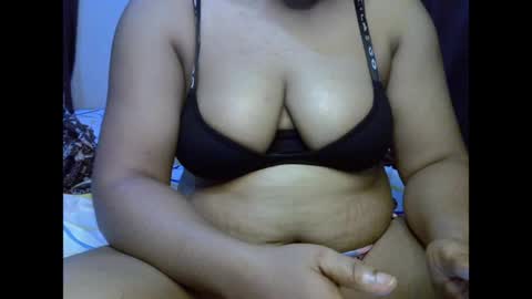 Snapshot of drippingnwet chatting on 04.16.26 drippingnwet online show from 04.16.26