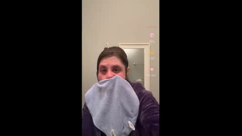 Drippy kitty  online show from 01.08.26