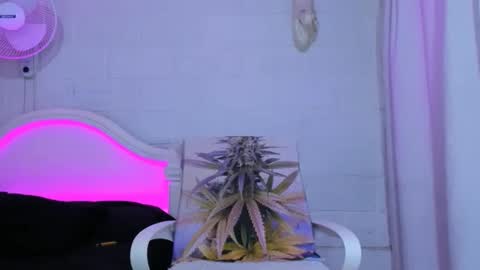 drippyorlove online show from 11.05.25