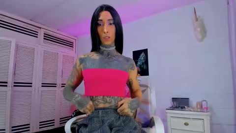 drippyorlove online show from 12.16.25