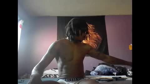 Snapshot of dripthehit chatting on 01.06.25 dripthehit online show from 01.06.25